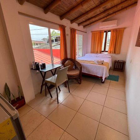 La Casa Naranja Bed And Breakfast Olon Exterior photo