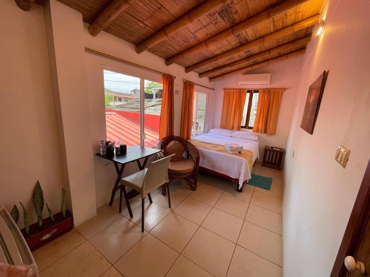 La Casa Naranja Bed And Breakfast Olon Exterior photo